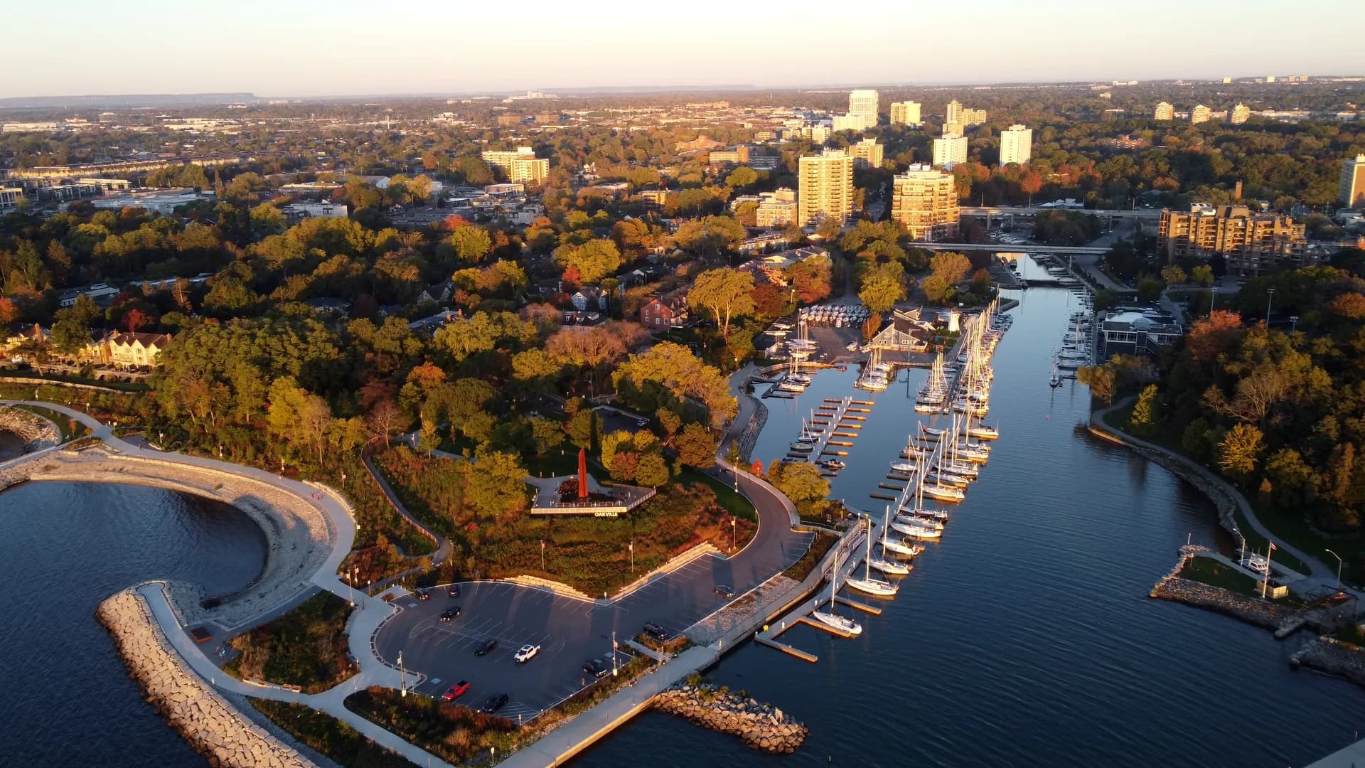 Oakville harbour area with waterfront shops and marina
